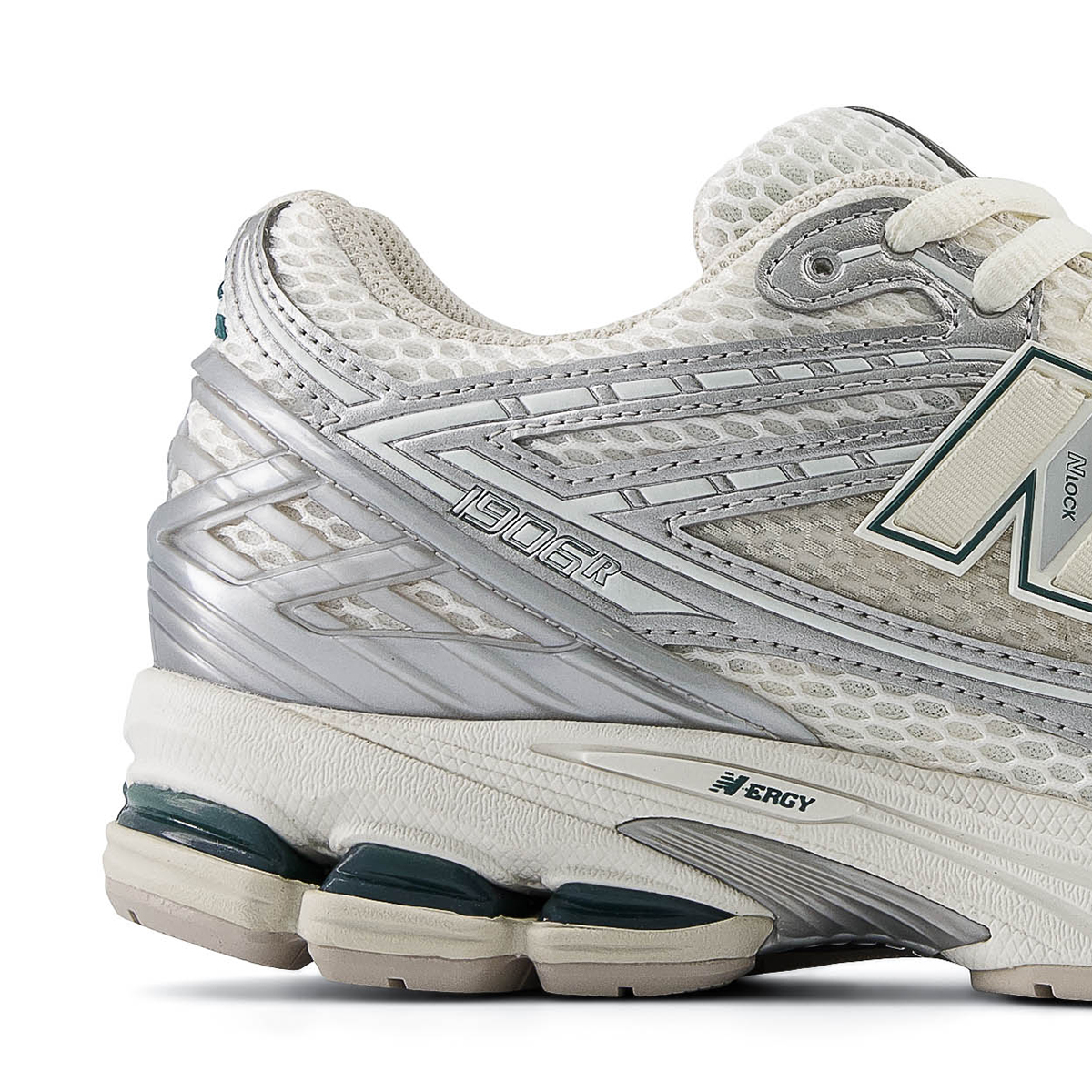 1906 - Refined Future - Silver Metallic Sea Salt | Solekitchen