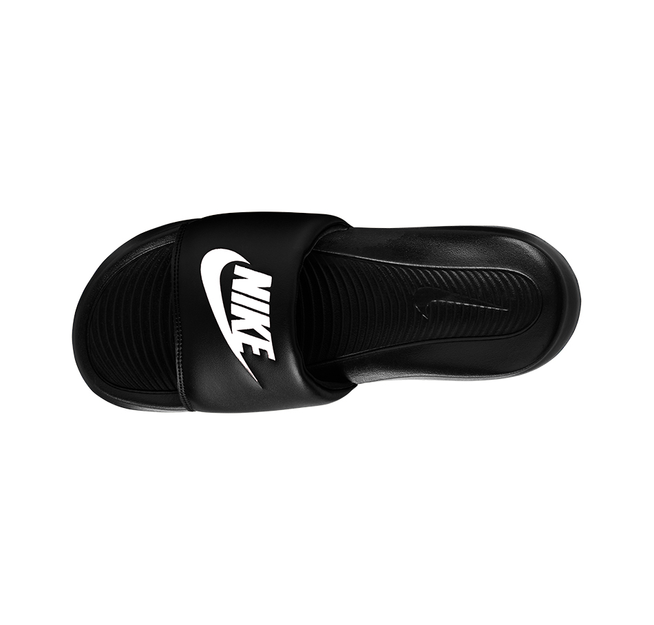 Nike Victori One - Black