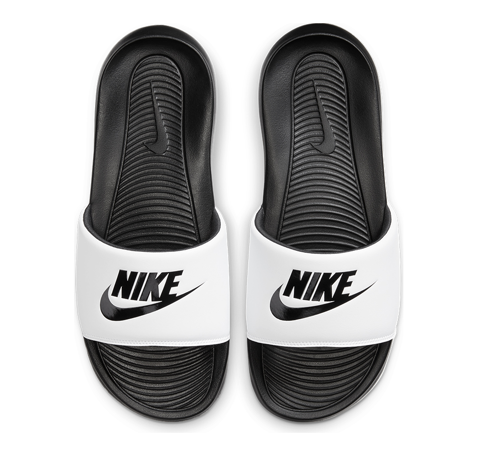 Nike Victori One - Black White