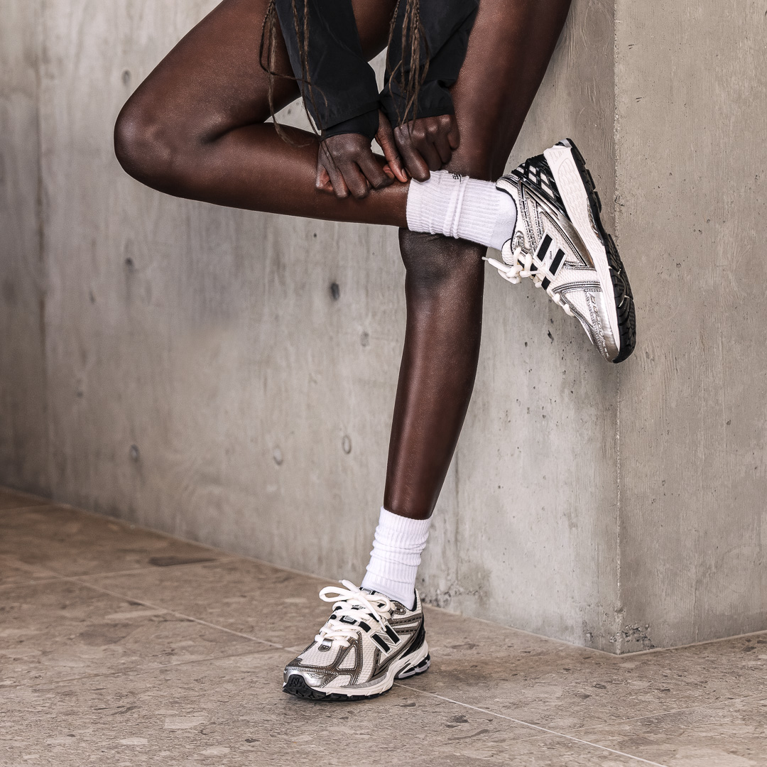 1906 - Refined Future - Silver Metallic Black | Solekitchen 