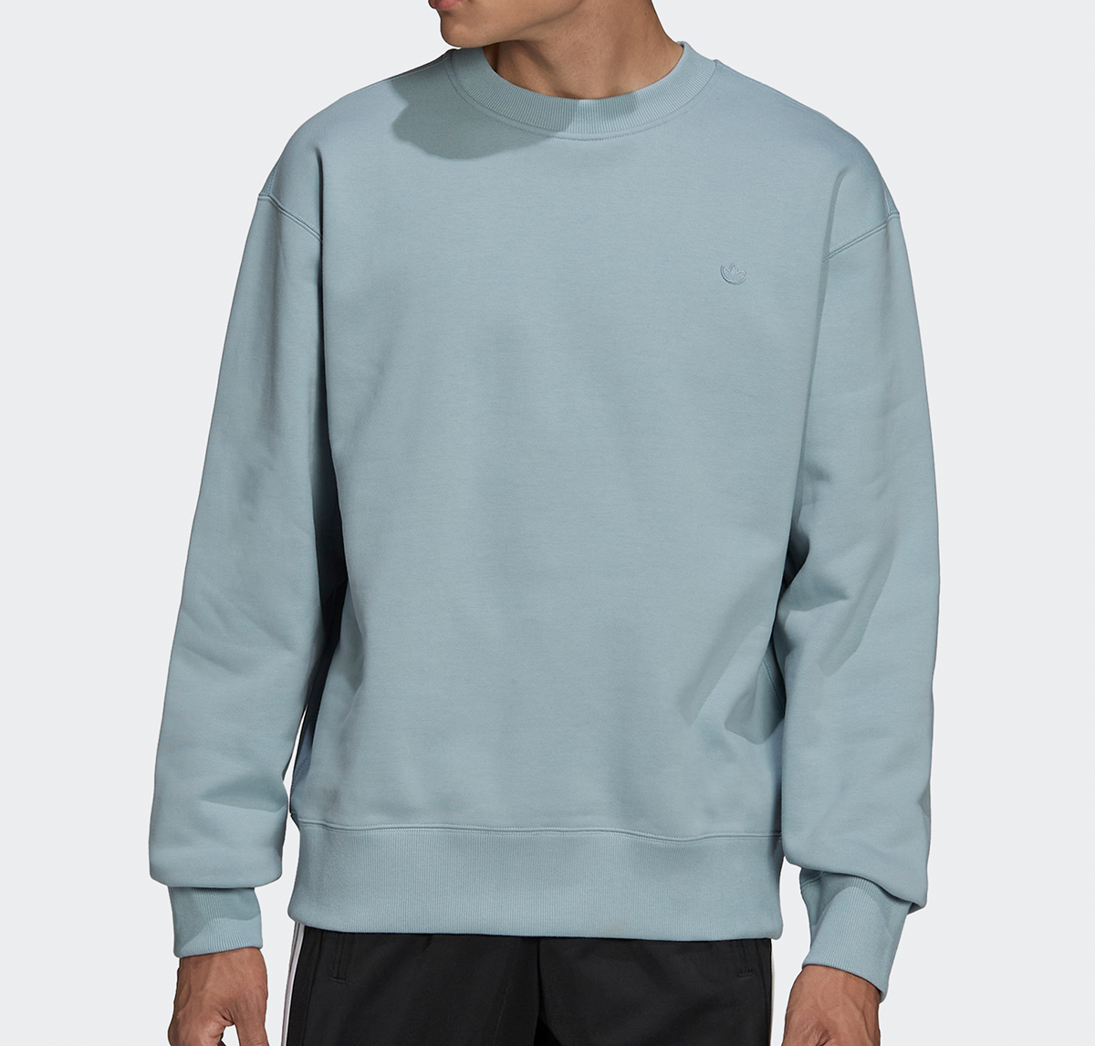adidas Originals Premium Crewneck Sweatshirt - Magic Grey detail